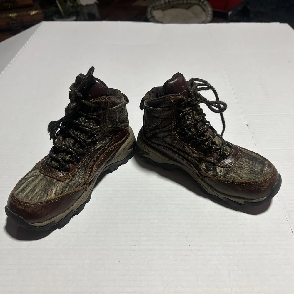 Cabela's Dry-Plus Boy's Boots Size 4 Brown Color